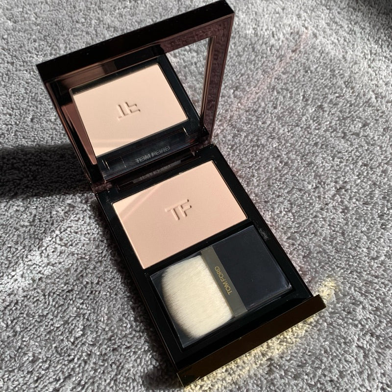 Tom Ford Translucent Finishing Powder 01 Alabaster Nude 9g/0.31oz