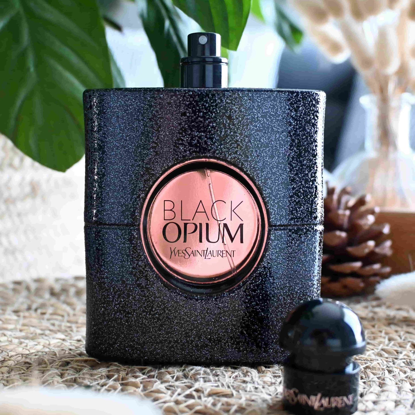 Black Opium Le Parfum Yves Saint Laurent Pour Femme 90ml Sans Emballage