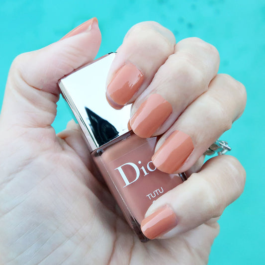 Dior Vernis Vernis à ongles - couleur couture - brillance et longue tenue - effet gel - soin protecteur