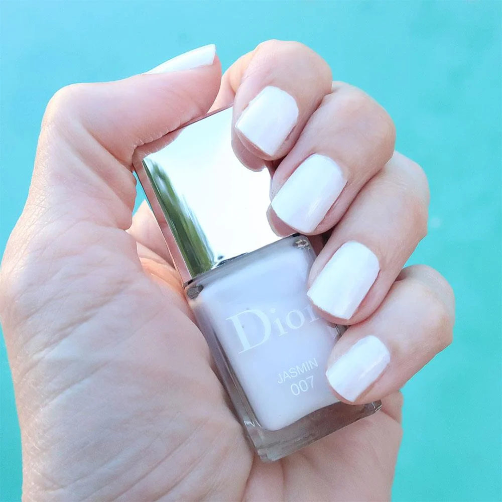 Dior Vernis Vernis à ongles - couleur couture - brillance et longue tenue - effet gel - soin protecteur